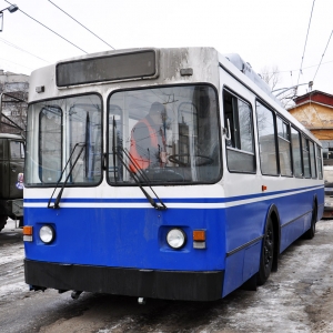 В Ростове-на-Дону 78-летняя женщина попала под колеса троллейбуса №2