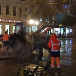 Улица Большая Садовая «стоит» вплоть до Театральной площади из-за ремонтных работ на Семашко