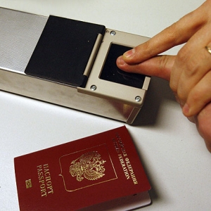 Отечественные и зарубежные паспорта с 1 января станут дороже