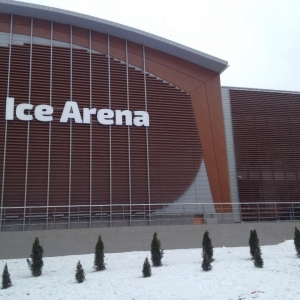 «Ice Arena» в Ростове-на-Дону: официально не открыта, но покататься на коньках можно