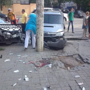 В Ростове возбуждено уголовное дело по факту тройного ДТП на Текучёва, в котором пострадала девушка